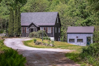 72 Mckee Rd, Arlington, VT 05250