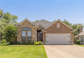 1752 Twin Pond Cir, College Station, TX 77845