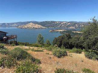 7530 Evergreen Dr, Kelseyville, CA 95451
