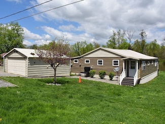 23068 Mallard Ln, Cochranton, PA 16314