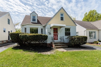4138 Hinsdale Rd, Cleveland, OH 44121