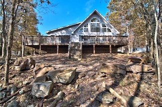 62 Chickadee Ln, Albrightsville, PA 18210