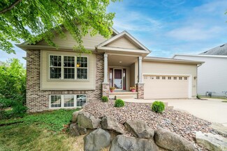 1429 Dayflower Dr, Madison, WI 53719