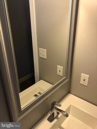 5208 Central Ave SE, Washington, DC 20019