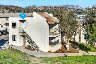 12710 Lakeshore Dr Unit B, Lakeside, CA 92040