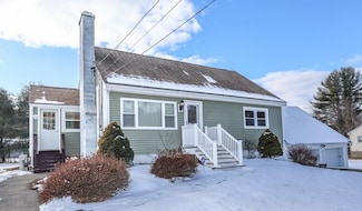 8 Loretta Ave, Pelham, NH 03076