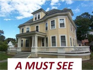 16 Whitman Rd, Worcester, MA 01609