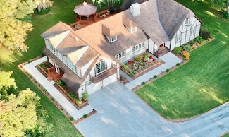 20 Patton Woods Rd, Charlotte, VT 05445