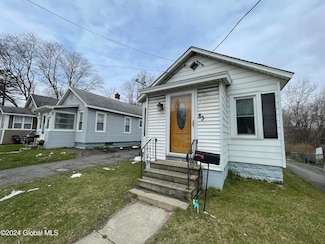 83 Cuthbert St, Schenectady, NY 12302