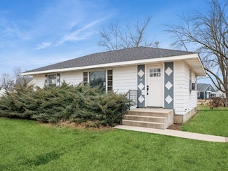 801 25th St NE, Cedar Rapids, IA 52402