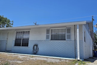 2229 NE Rustic Way, Jensen Beach, FL 34957