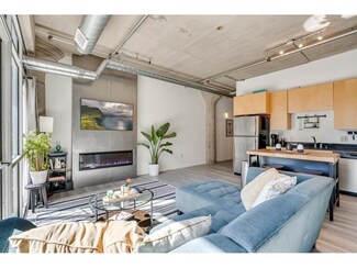 748 N 3rd St Unit 402, Minneapolis, MN 55401