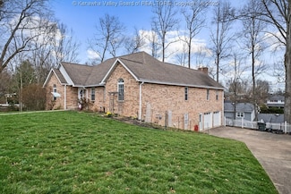 5 Hitchcock Cir, Elkview, WV 25071