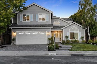 704 Anacapa Ln, Foster City, CA 94404