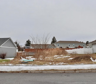 20 Louisiana Ave, Plattsburgh, NY 12903