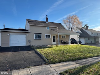 40 Granite Rd, Levittown, PA 19057