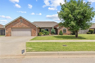 3008 Fairway Dr, Weatherford, OK 73096