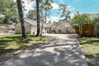 19522 Dianeshire Dr, Spring, TX 77388