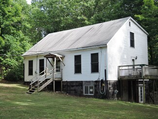55661 Red Arrow Hwy, Lawrence, MI 49064