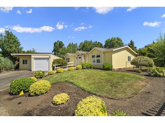 22074 Camellia Ave NE, Aurora, OR 97002