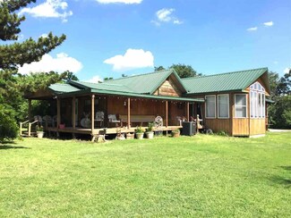 213877 E County Road 39, Mooreland, OK 73852