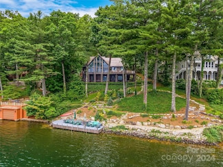 122 Indian Trace, Lake Toxaway, NC 28747