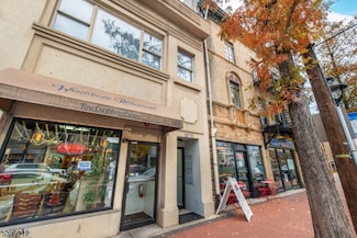 1878 Springfield Ave Unit 2B, Maplewood, NJ 07040