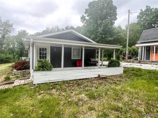 408 E Monroe St, Paris, MO 65275