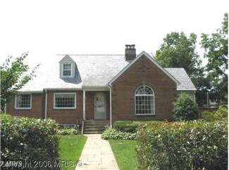 1816 Sherwood Rd, Silver Spring, MD 20902