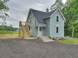 152 Old Stafford Rd, Tolland, CT 06084