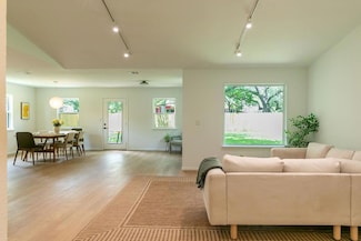 12604 Tree Line Dr, Austin, TX 78729