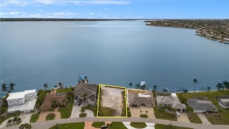 2290 SE 28th St, Cape Coral, FL 33904