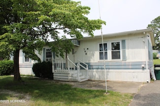 146 Mockingbird Way, Whiting, NJ 08759