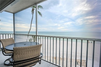 1919 Gulf Shore Blvd N Unit 301, Naples, FL 34102