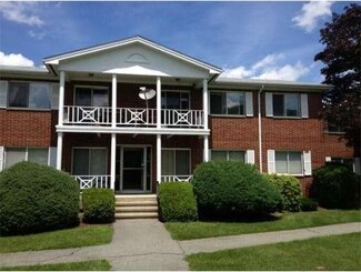 15 Bayberry Dr Unit 4, Sharon, MA 02067