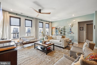 1675 Bandit Loop Unit 305B, Reston, VA 20190