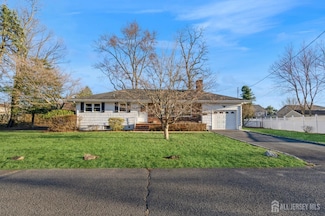 93 Conover Place, Middlesex, NJ 08846