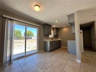10295 Lincoln Ave, Hesperia, CA 92345