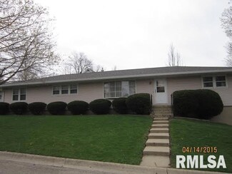 117 N Fulton St, Lacon, IL 61540