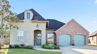 813 Flambant Dr, Broussard, LA 70518