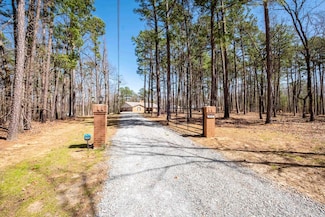 18719 Newton Rd, Roland, AR 72135