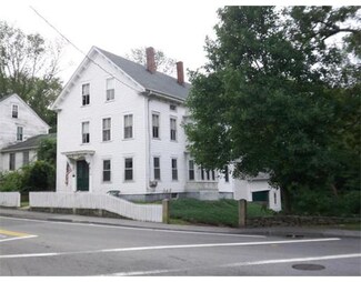 10 Elm St, Assonet, MA 02702