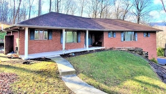 205 Laurel Dr, Bedford, PA 15522