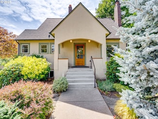 1296 13th St, West Linn, OR 97068