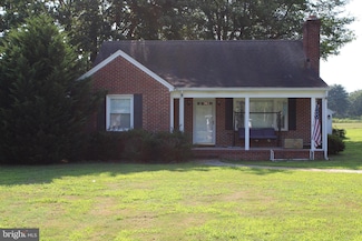 596 Jessie Dupont Memorial Hwy, Burgess, VA 22432