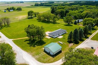 1059 W 88th St S, Colfax, IA 50054