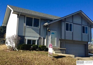 8718 S 138th St, Omaha, NE 68138