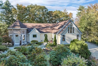20 Butternut Ln, Center Tuftonboro, NH 03816