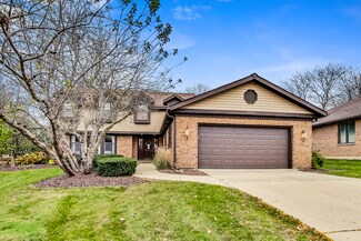 809 Furlong Dr, Libertyville, IL 60048