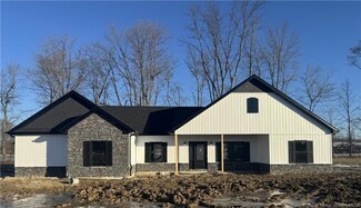 151 S Paine St, Hanover, IN 47243